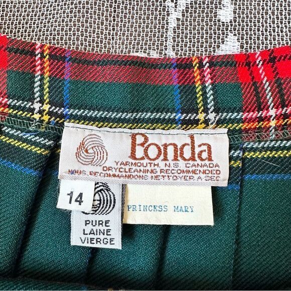 Vintage Bonda Nova Scotia Tartan Wool Pleated Kilt - Picture 10 of 13